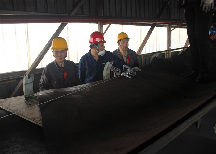 Вулканизатор конвейерной ленты сопротивления жары на завод по изготовлению стали Платен 1200 Мм